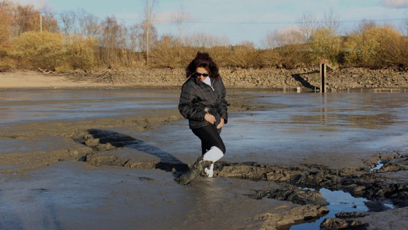 Leather boots in mud hot sale